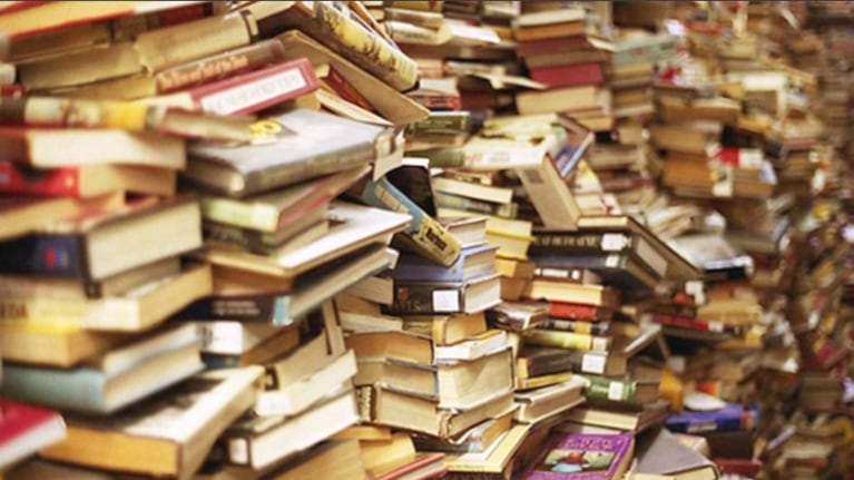 Conocé cuáles son los 10 libros más vendidos de la Argentina