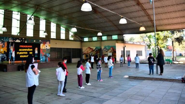 Córdoba: 21 escuelas activaron el protocolo de coronavirus en cuatro días de clases