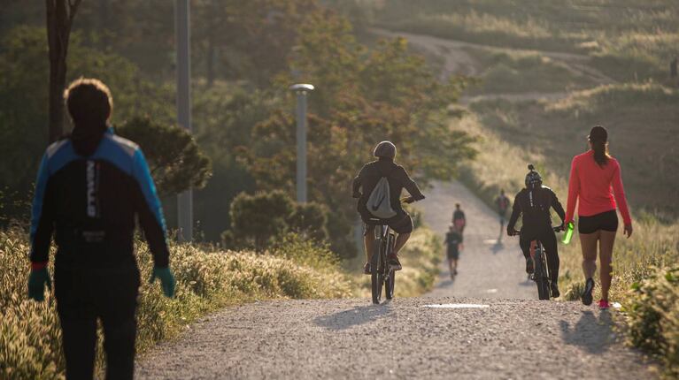 Córdoba habilitó las salidas para correr, hacer ciclismo y también el golf