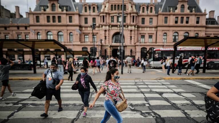 Coronavirus en Argentina: piden evaluar medidas por el inicio de la segunda ola 