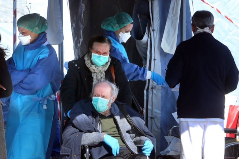 Coronavirus fuera de control: en Italia confirman los dichos del médico sobre la "masacre de ancianos" 