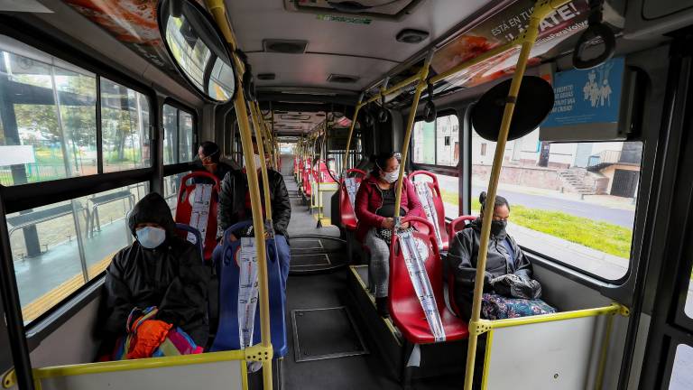 Coronavirus: subió el caudal de pasajeros que usó colectivos y subtes