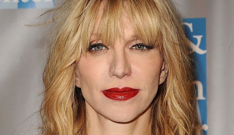 Courtney Love considera que estar a la moda es un conductor de ideas 