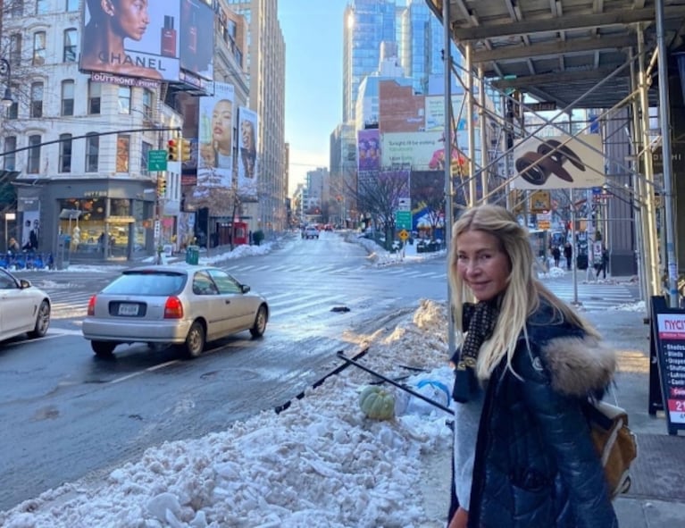 Cris Morena junto a su nieta y la hija de Agustina Cherri y Gastón Pauls en Nueva York