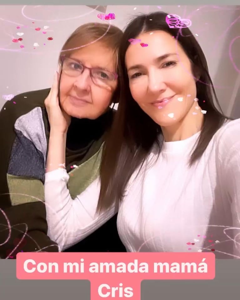 Cristina Pérez y su mamá María Cristina (Foto: Instagram @cris_noticias)
