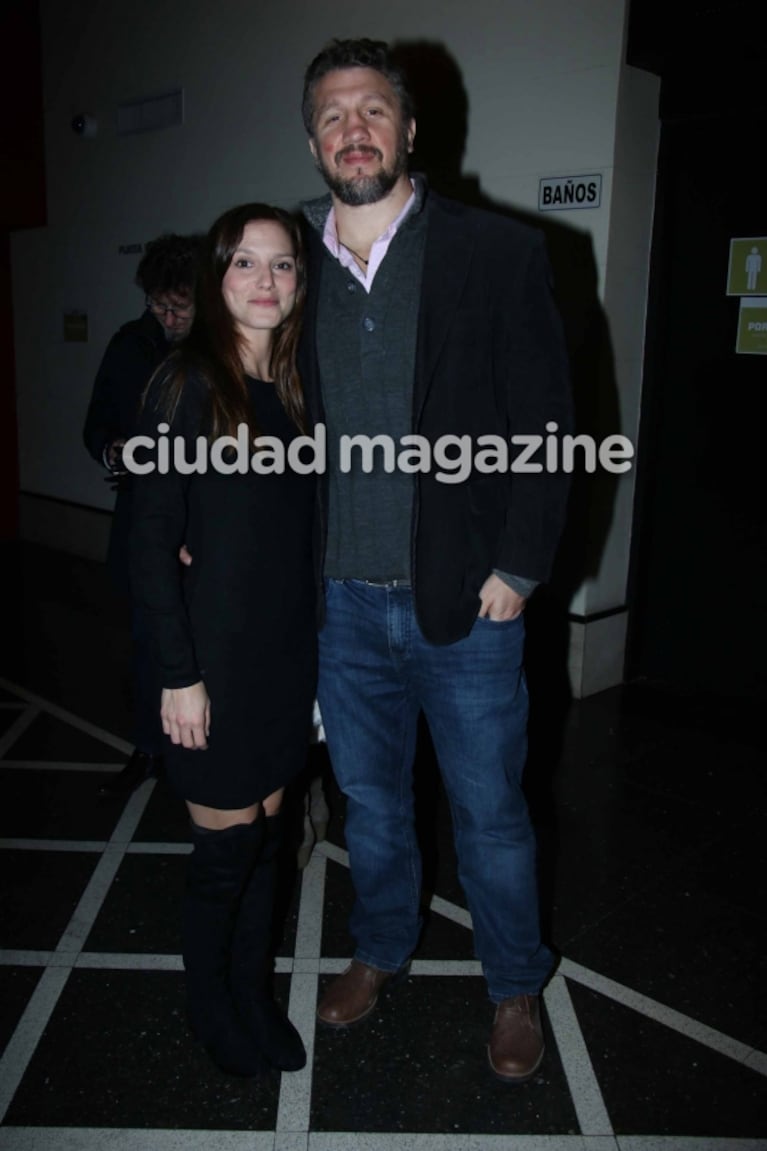 Cumbre de famosos en el debut teatral de Cande Vetrano