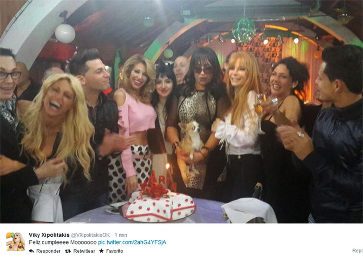 Cumpleaños de Moria Casán (Foto: Twitter Victoria Xipolitakis)