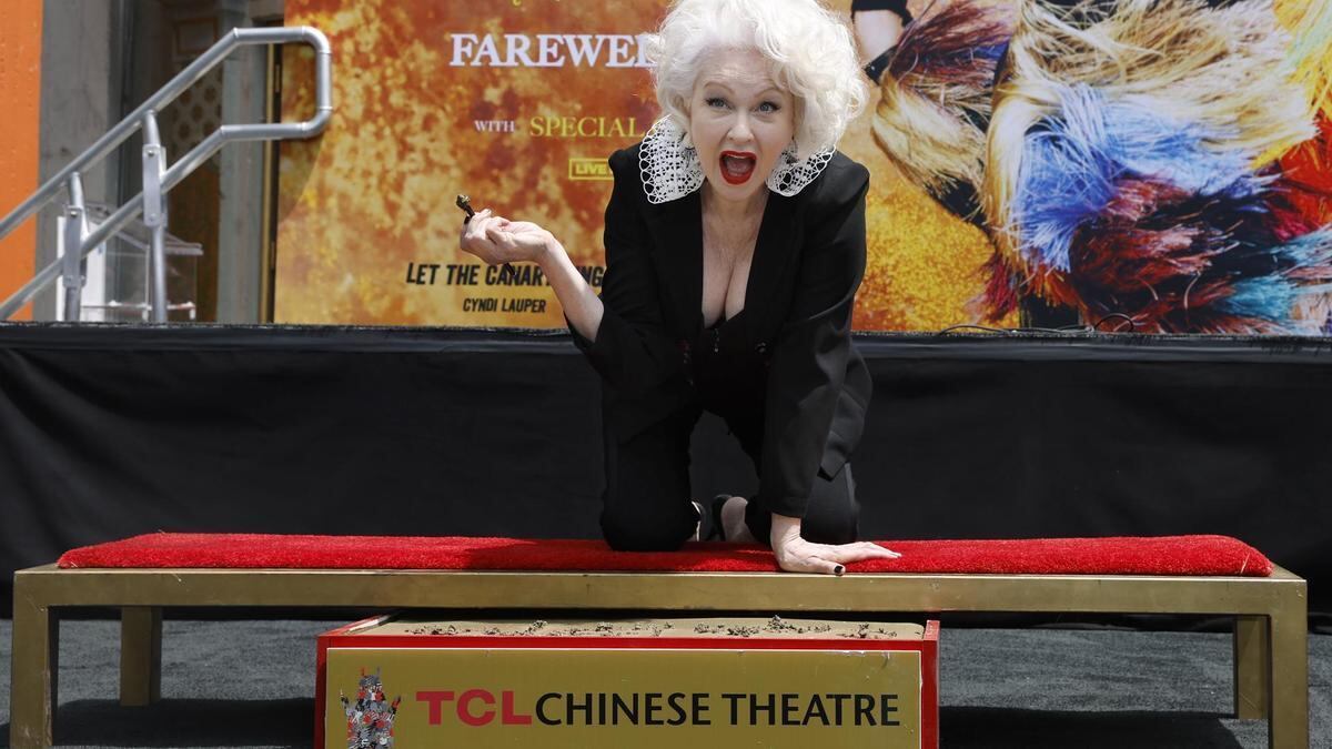 Cyndi Lauper ya forma parte del Paseo de la Fama
