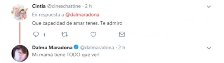 Dalma Maradona y un emotivo mensaje a su papá: "No sé si te extraño más adentro de la cancha o afuera"