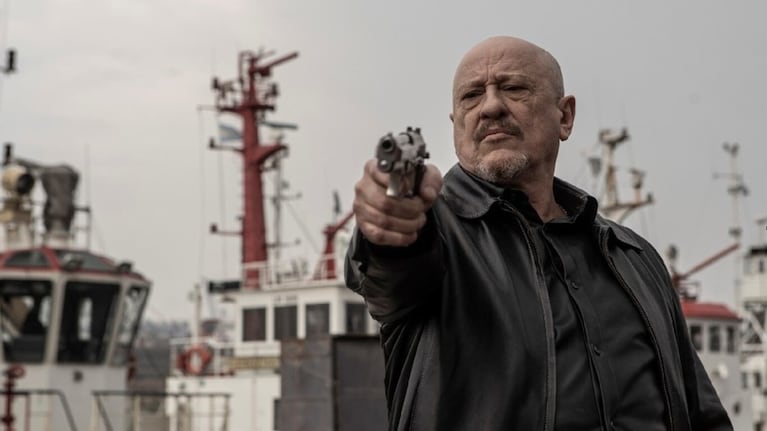 Daniel Aráoz interpreta a Bernal, un mafioso violento.