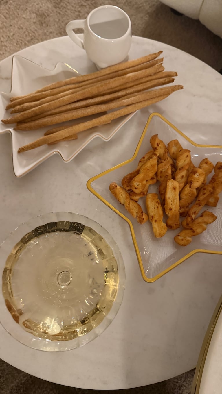 Daniela Christiansson compartió también sus fotos de Navidad con Maxi López y su hija Elle (Foto: Instagram @danielachristiansson)