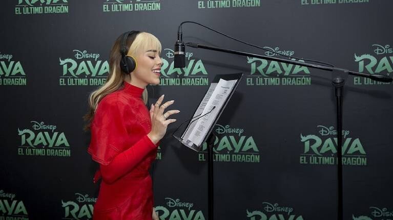 Danna Paola, una de las protagonistas de la serie Élite, gana por KO en su vuelta a la música