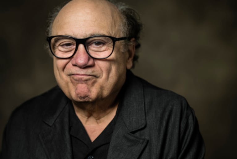 Danny De Vito fue recepcionista antes de brillar como director y productor