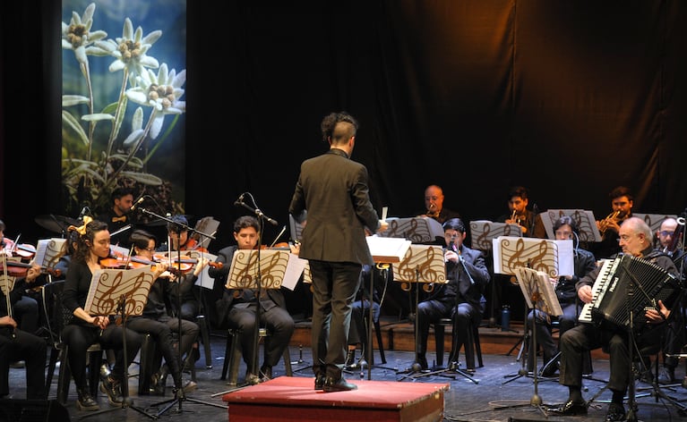  Danny Nachajon presenta Edelweiss Orchestra en el Auditorio Belgrano