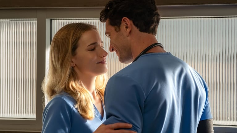 Danny y Xander, los dos médicos de la serie 'Pulso' de Netflix.