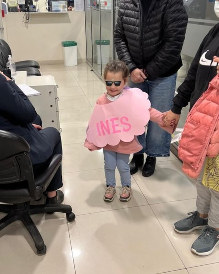Darío Barassi mostró las primeras fotos de Inés: el dulce abrazo de su hermana mayor