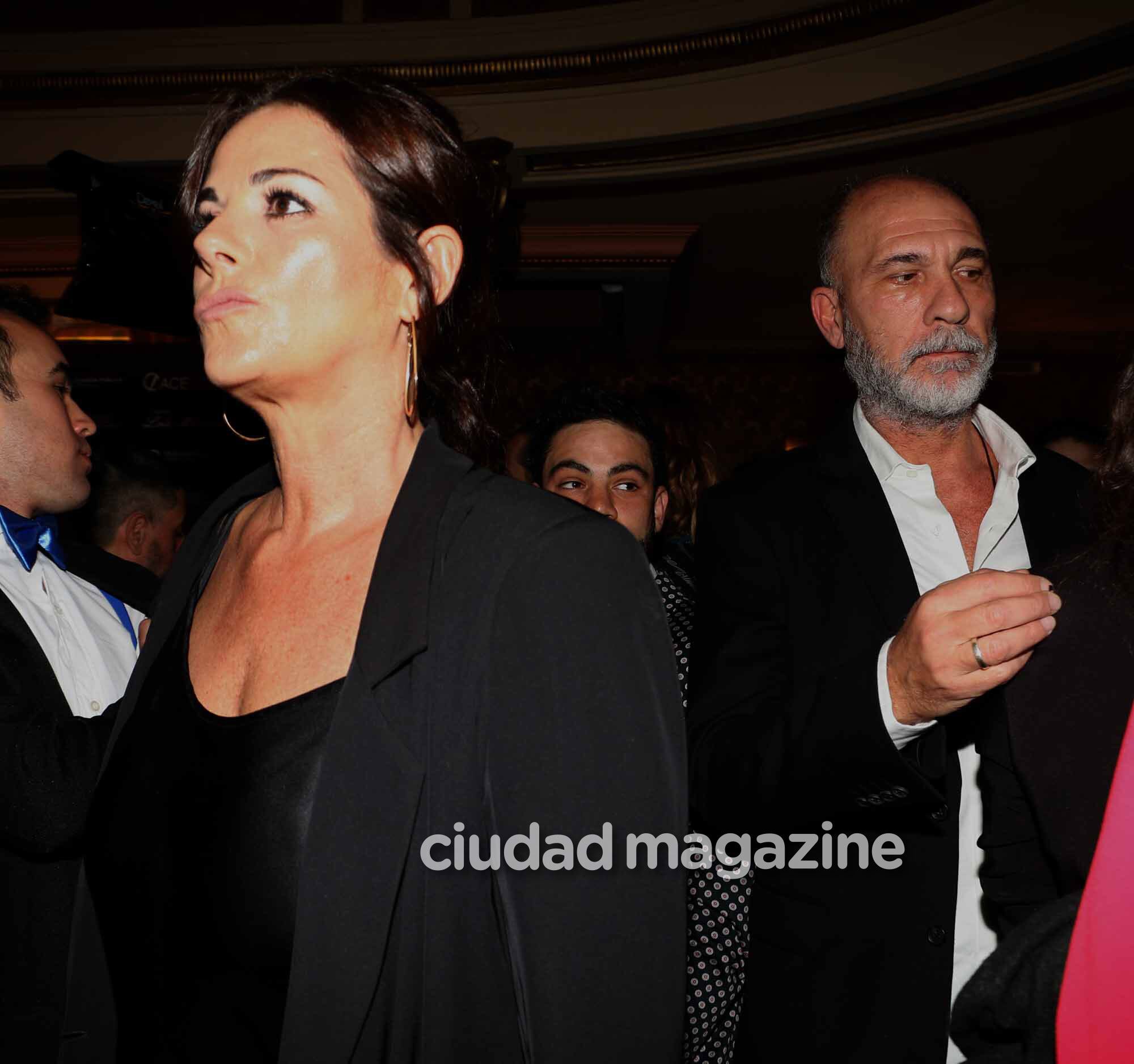 Darío Grandinetti y Marisa Mondino apoyaron a su hija en los Premios Ace (Fotos: Movilpress).