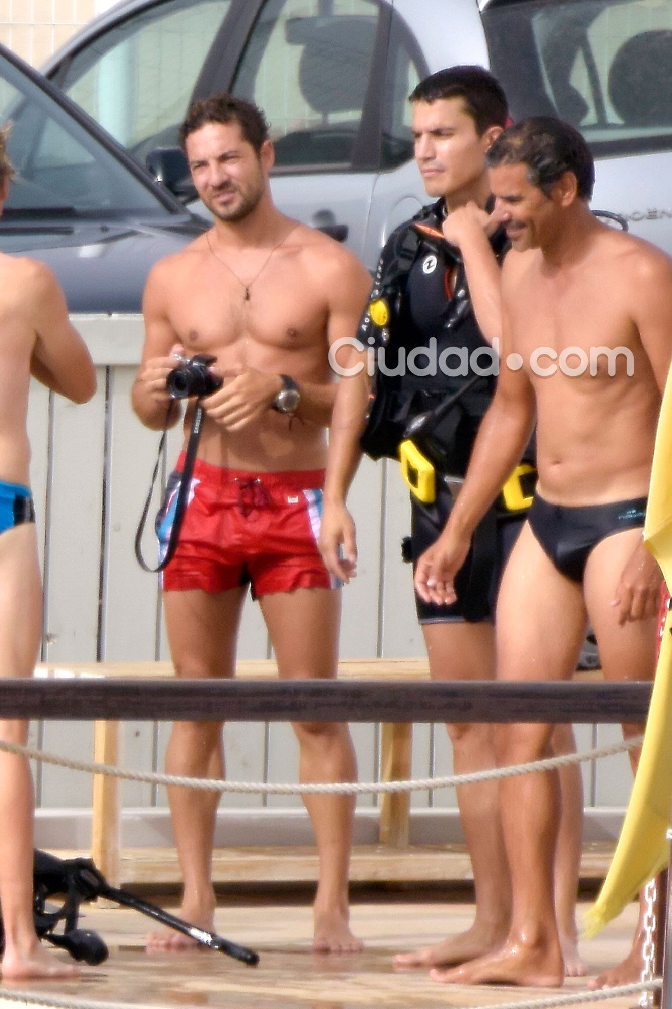 David Bisbal lució su lomazo en Mallorca (Fotos: Grosby Group). 