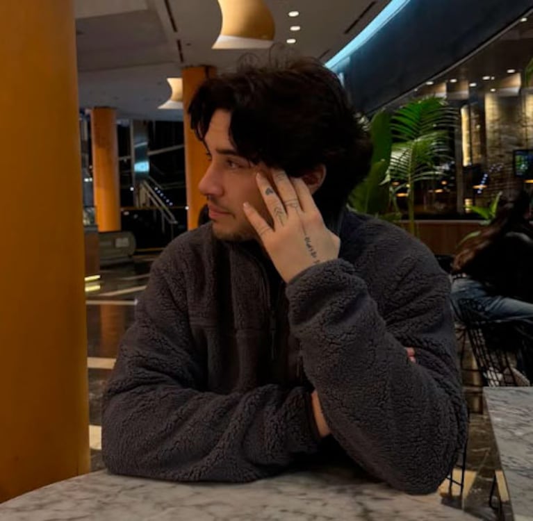 De qué se recibió Julián Serrano: sorprendió a todos (Foto de Instagram)