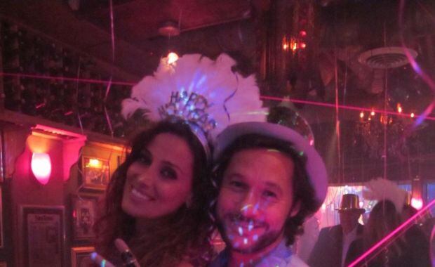 Débora Bello y Diego Torres, en Año Nuevo. (Foto: Twitter @bello_debora)