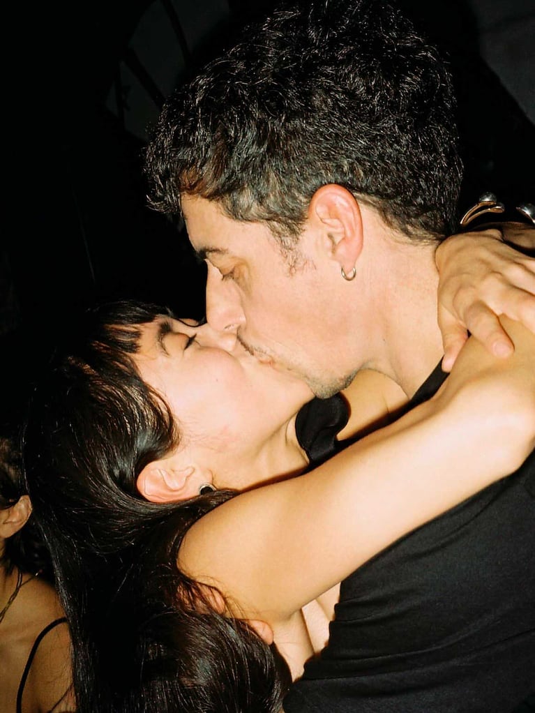 Débora Nishimoto y Esteban Lamothe (Foto: Instagram @deboranishimoto)