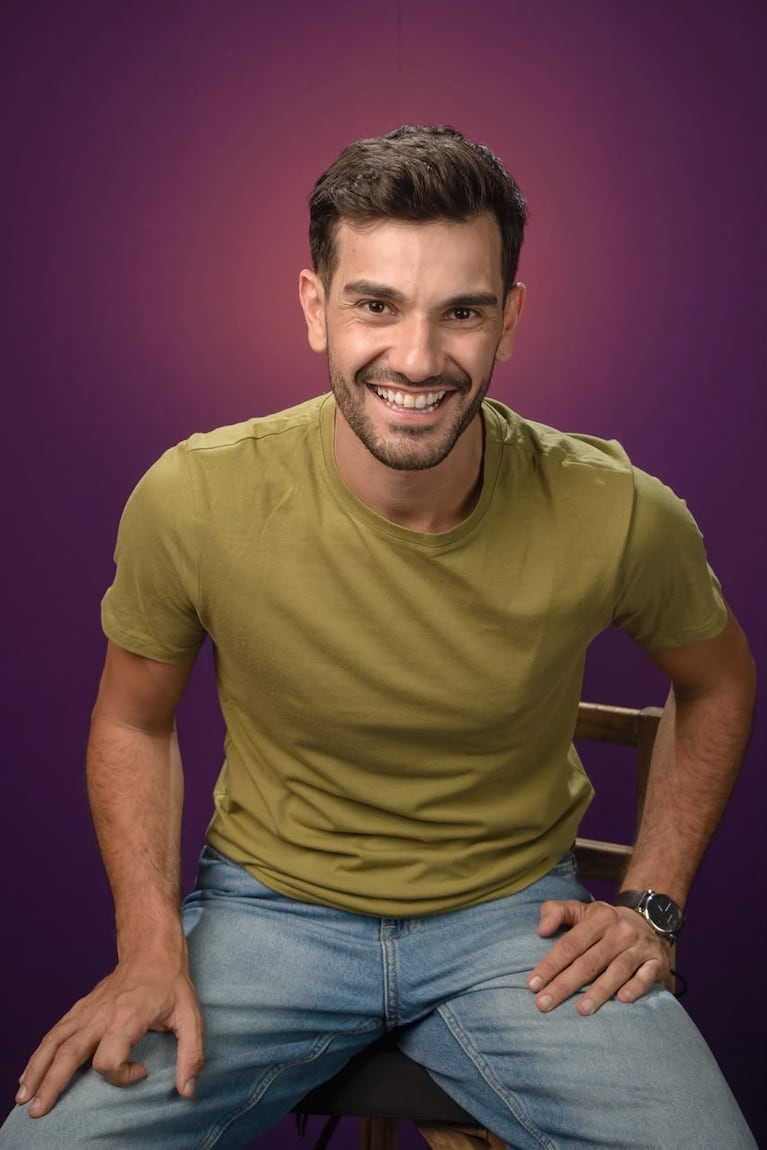 Dejó una carrera brillante para apostar por el humor: quién es “El Yarco”, el argentino que triunfa desde Alemania