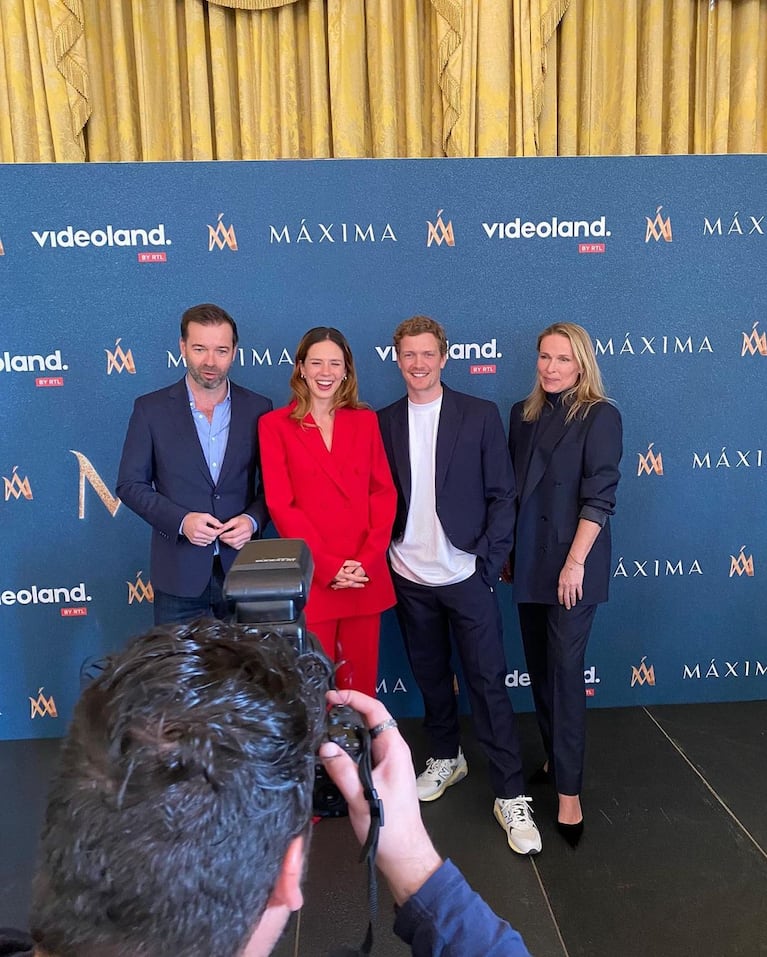 Delfina Chaves y Martijn Lakemeier como Máxima y el príncipe Guillermo (Foto: Instagram @martijnlakemeier)