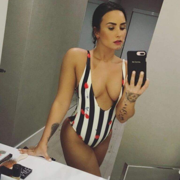 Demi Lovato causa furor entre sus fanáticos con sus sensuales fotos 