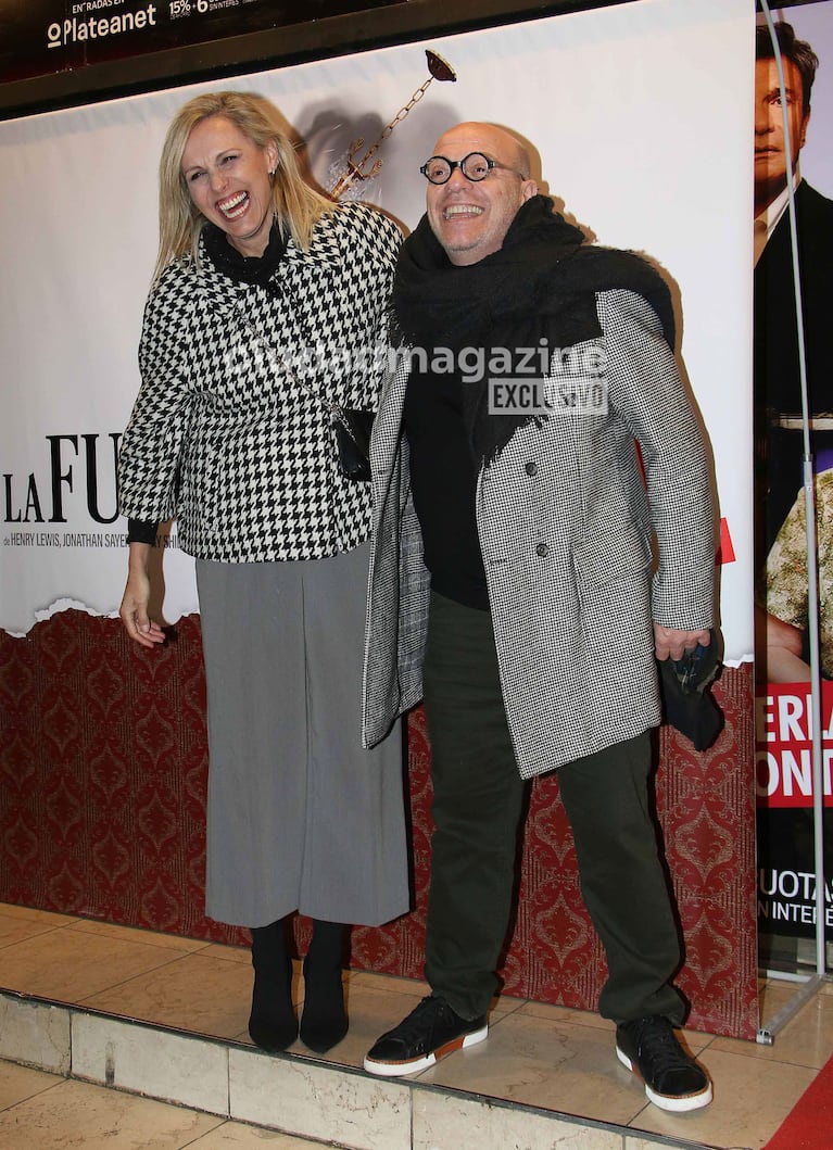 Denise Dumas y Campi en el estreno de La Función que Sale Mal (Foto: Movilpress).