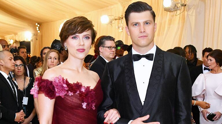 Descubrí cómo se conocieron los actores Scarlett Johansson y Colin Jost