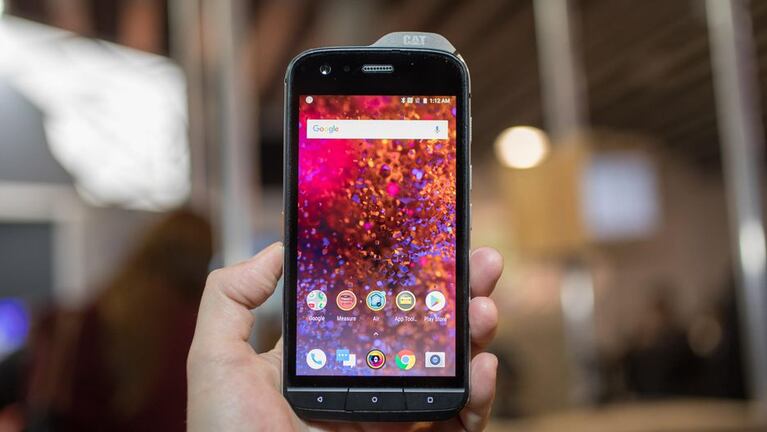 Descubrí el nuevo smartphone con láser para condiciones extremas: CAT S61