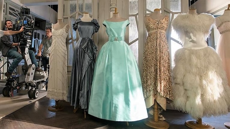 Descubrí los secretos del divino vestuario de Velvet   