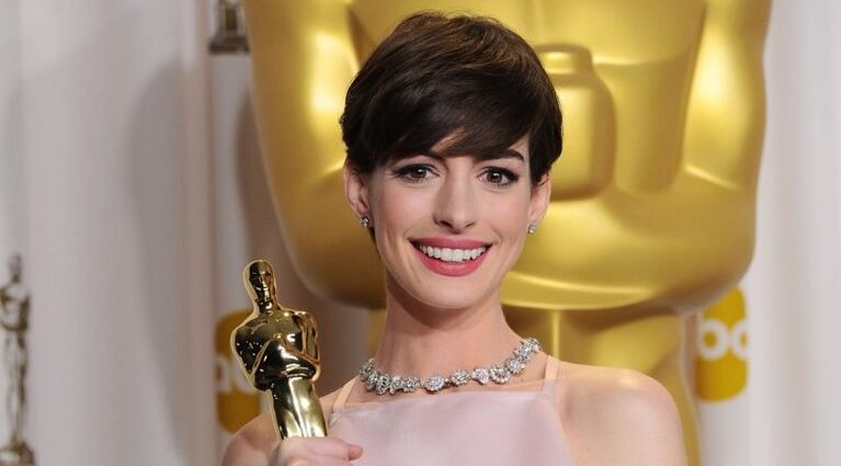 Descubrí por qué Anne Hathaway no se alegró al recibir el Oscar