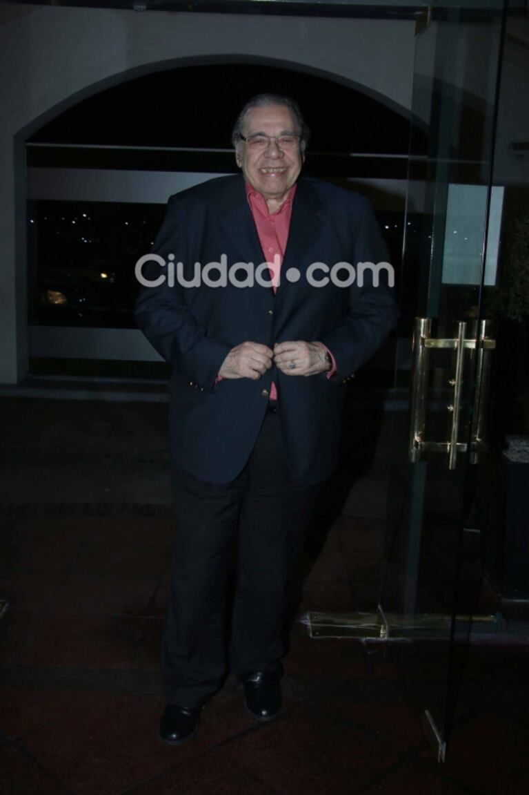 Desfile de celebrities en el festejo por los 60 años de Carlos Rottemberg