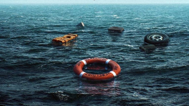 Desolación. De las 64 personas a bordo —tripulación y pasajeros— solo nueve sobrevivieron.