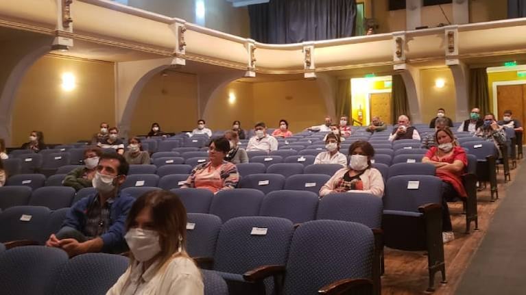 Destacan el cumplimiento de los protocolos sanitarios en la reapertura de los cines de Córdoba