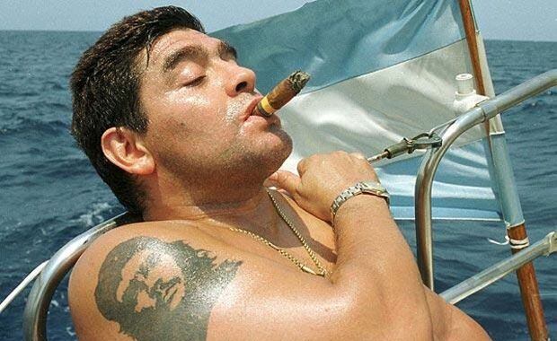 Diego Armando Maradona tiene al Che Guevara tatuado en su piel (Foto: Web). 