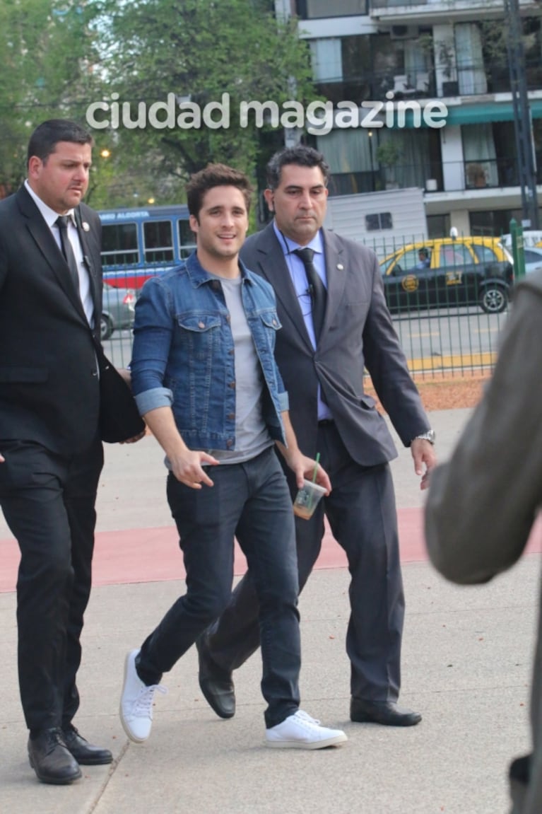 Diego Boneta peló lomazo durante su visita a la Argentina: ¡mirá las fotos!