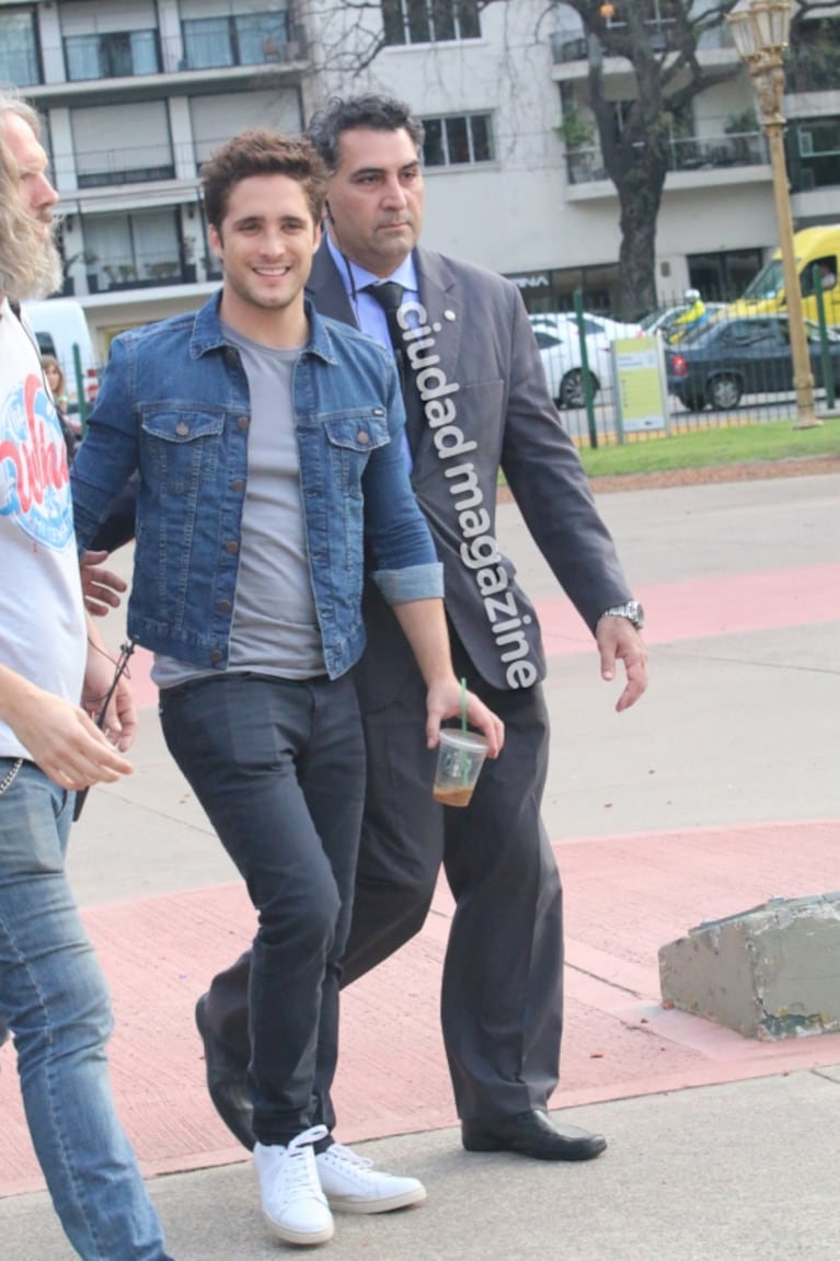 Diego Boneta peló lomazo durante su visita a la Argentina: ¡mirá las fotos!