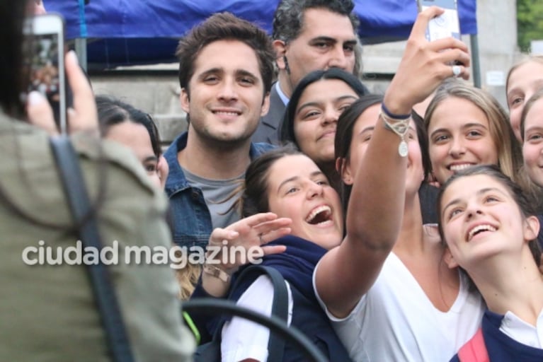 Diego Boneta peló lomazo durante su visita a la Argentina: ¡mirá las fotos!