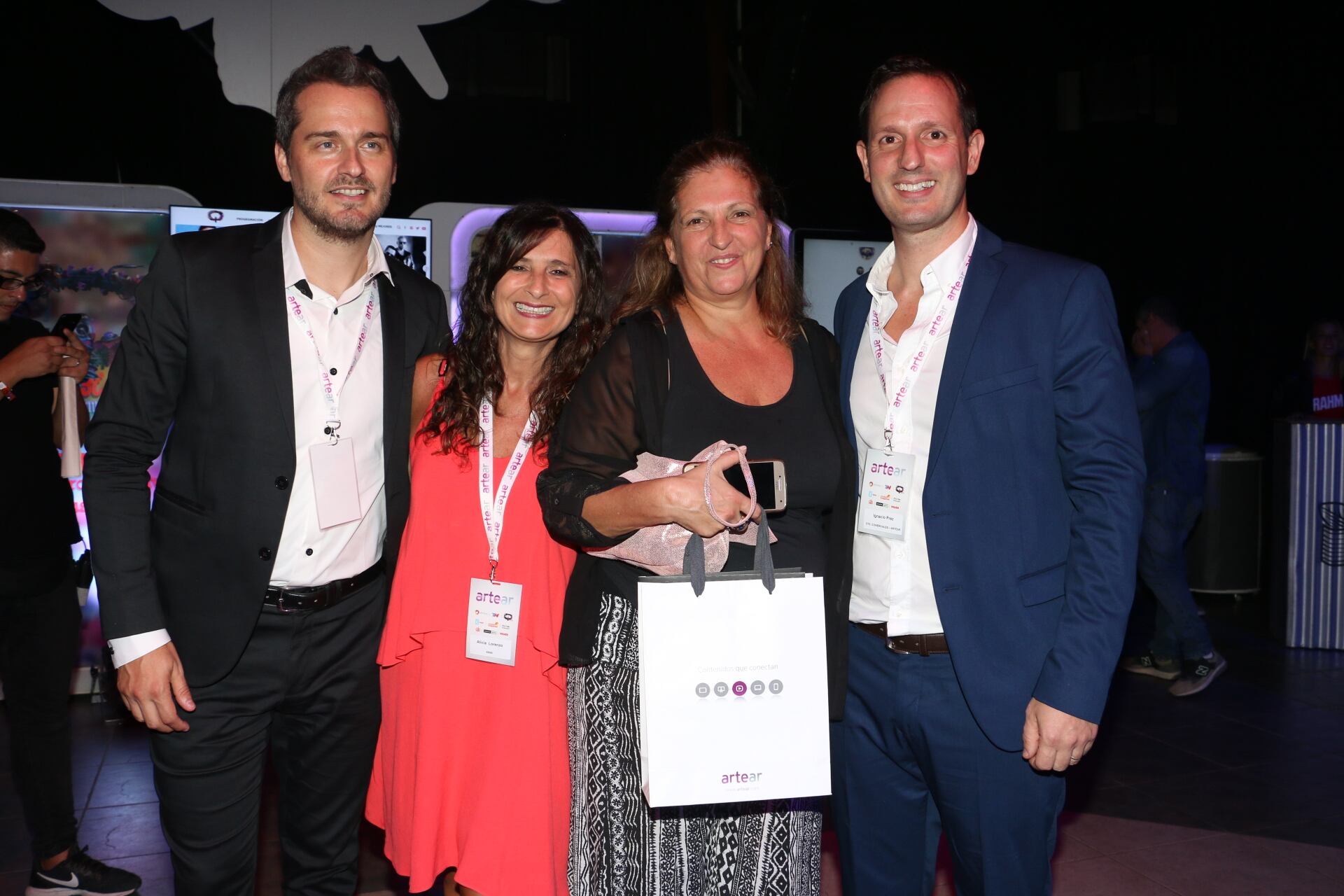 Diego di Carlo, de Artear, Alicia Lorenzo, de Ignis, Claudia Pavia, de Mediacom, e Ignacio Prez, de Artear. (Foto: Movilpress)