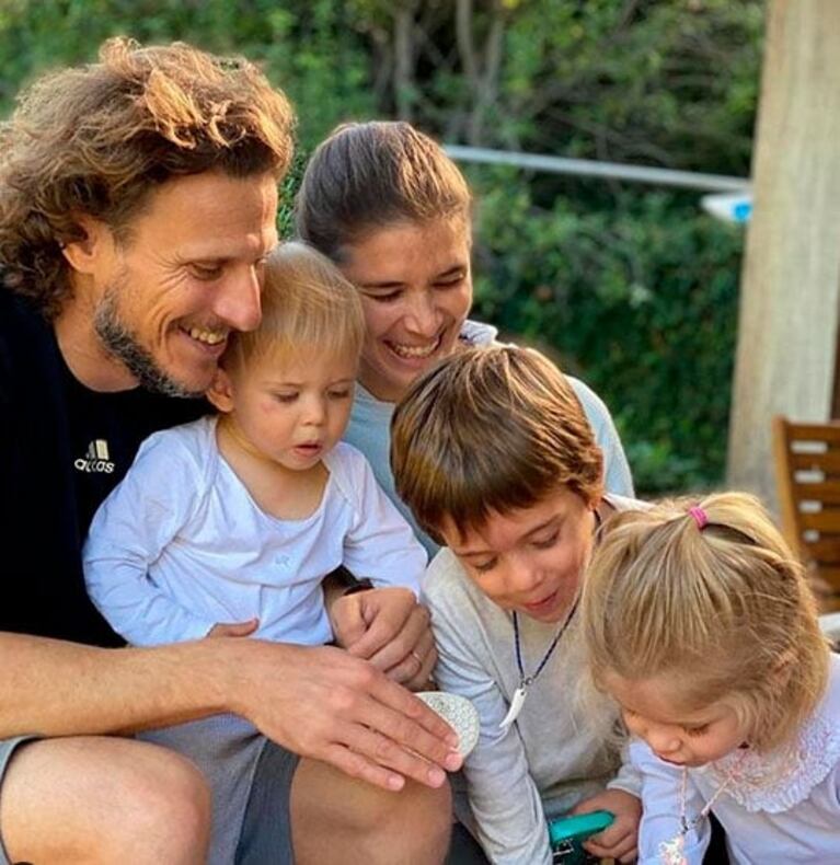 Diego Forlán festejó sus 41 en cuarentena: "Un cumpleaños distinto, pero en familia que es lo más importante"