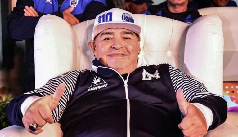 Diego Maradona dio negativo al test de coronavirus y su equipo ya se entrena