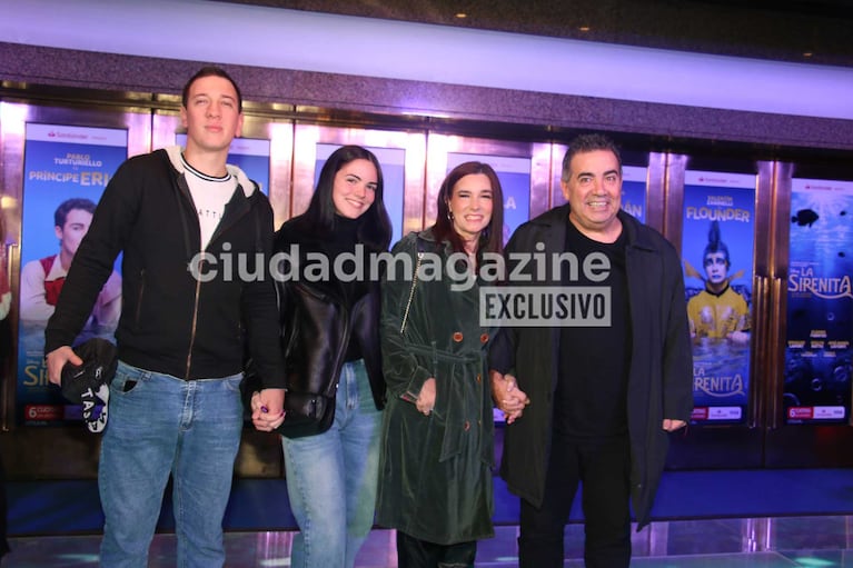 Diego Pérez y familia (Foto: Movilpress)