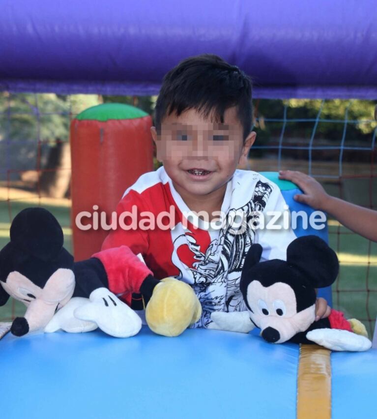 Dieguito Fernando Maradona cumplió 5 años: mirá la fiestita que le armó Verónica Ojeda... ¡con los personajes de Disney!