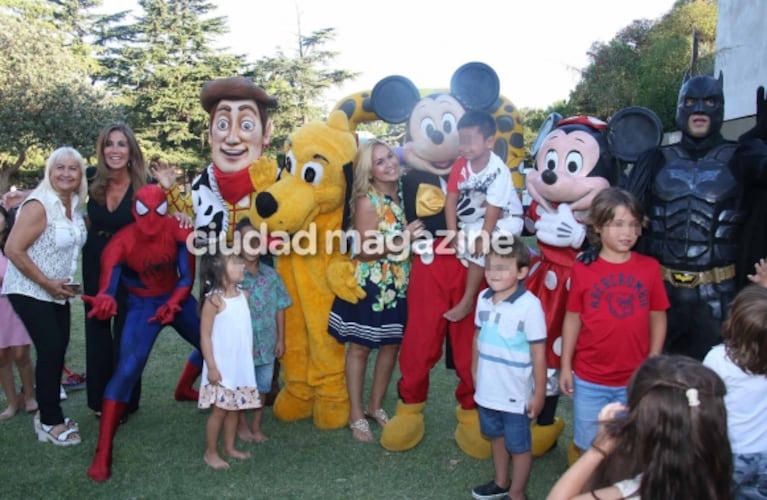 Dieguito Fernando Maradona cumplió 5 años: mirá la fiestita que le armó Verónica Ojeda... ¡con los personajes de Disney!