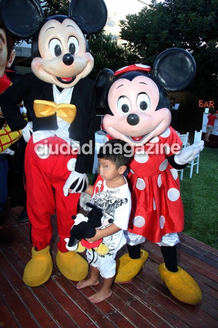 Dieguito Fernando Maradona cumplió 5 años: mirá la fiestita que le armó Verónica Ojeda... ¡con los personajes de Disney!