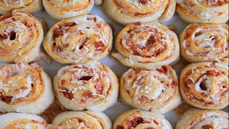 Difícil no tentarse con los rolls de pizza. Y son muy fáciles de preparar. Foto: Cucinare.TV.