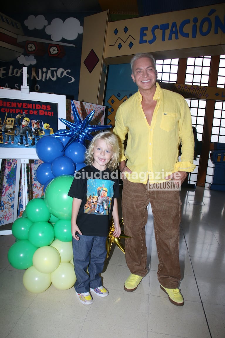 Dionisio y Flavio Mendoza en el festejo (Fotos: Movilpress).