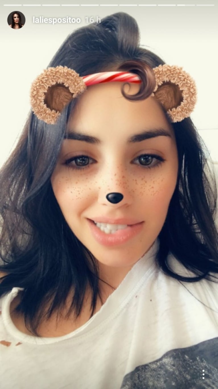¡Diosa enamorada! Lali Espósito, genuino amor de entrecasa con Santiago Mocorrea